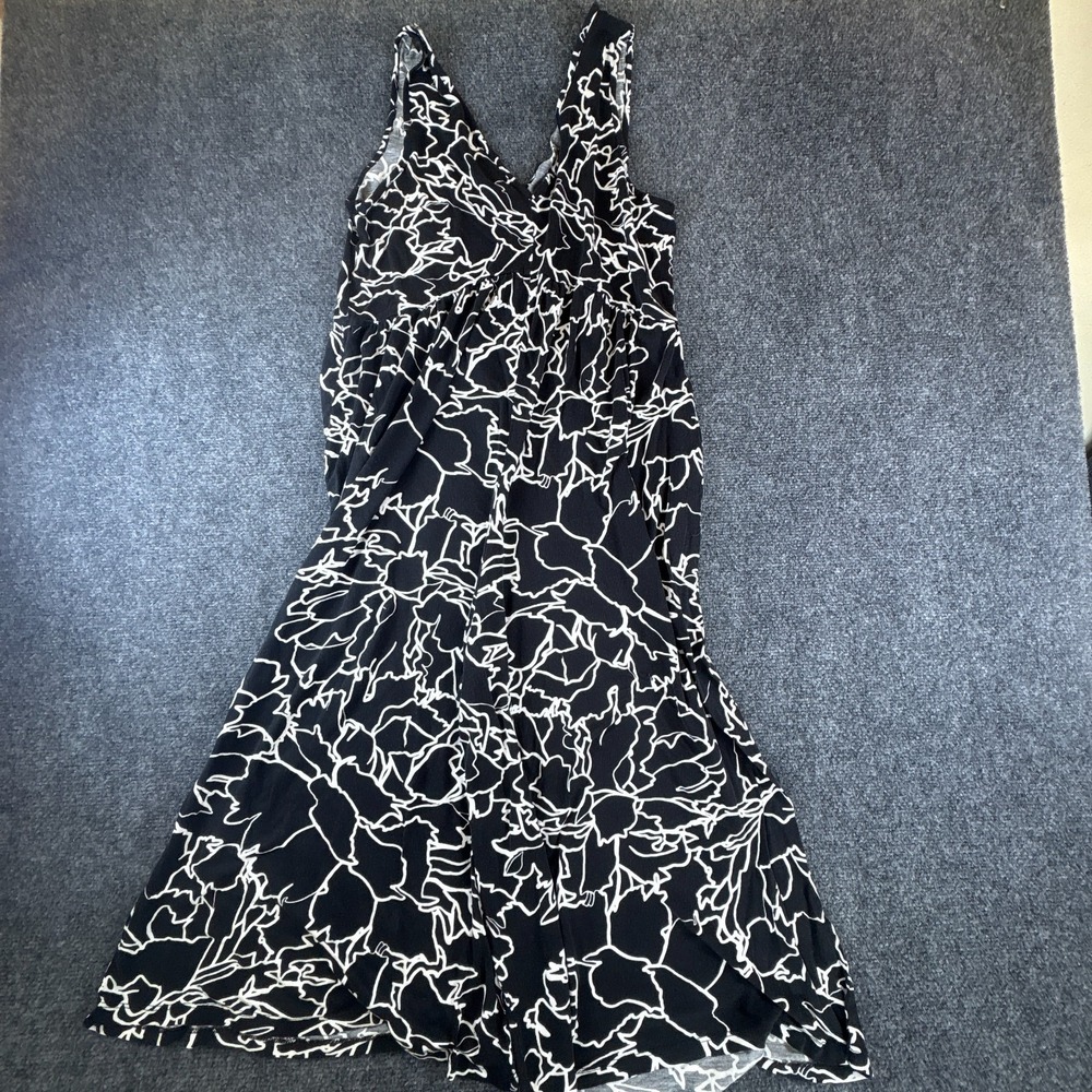ASOS Maxi Dress Women 8 Black White Floral Casual V-Neck Sleeveless Empire Waist